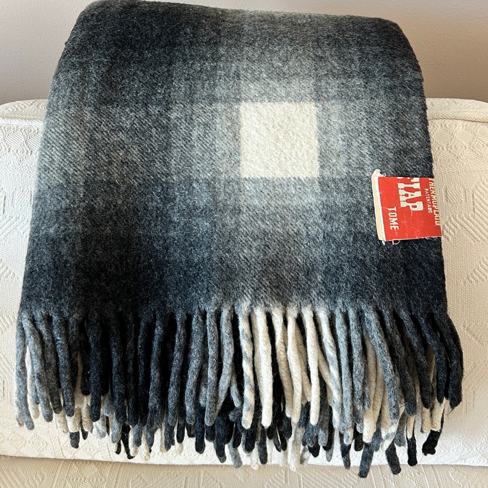 Thermotex Thermoplaid Fiap Tome Plaid Vintage Wool Blanket with Tassels. 56x70 - Picture 2 of 9